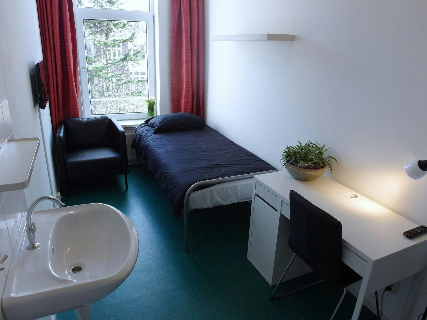 58b93574-dea7-455a-b353-42792b2fe37a Kamer in Rotterdam