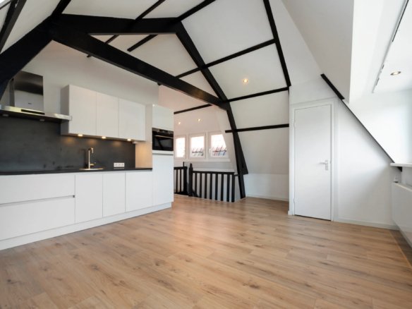 Woning aan de Randweg te Rotterdam