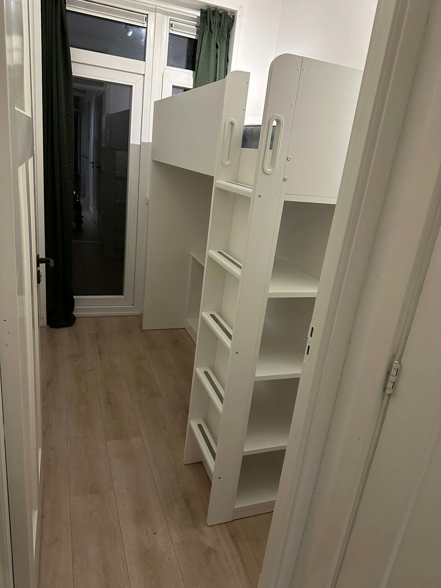 5b9f8cbd-ae32-4d12-9891-9333785ea136 Kamer in Rotterdam