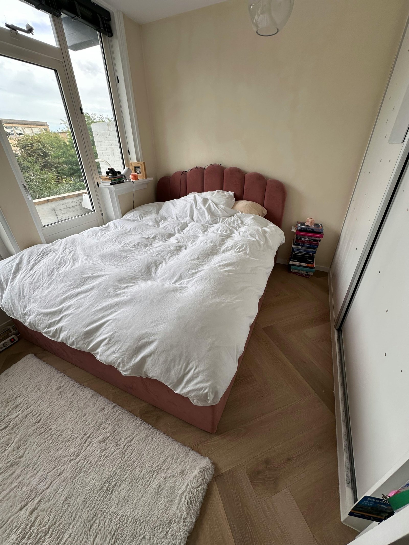 5d8aa0b0-c614-4958-a885-236accb91d8d Kamer in Amsterdam