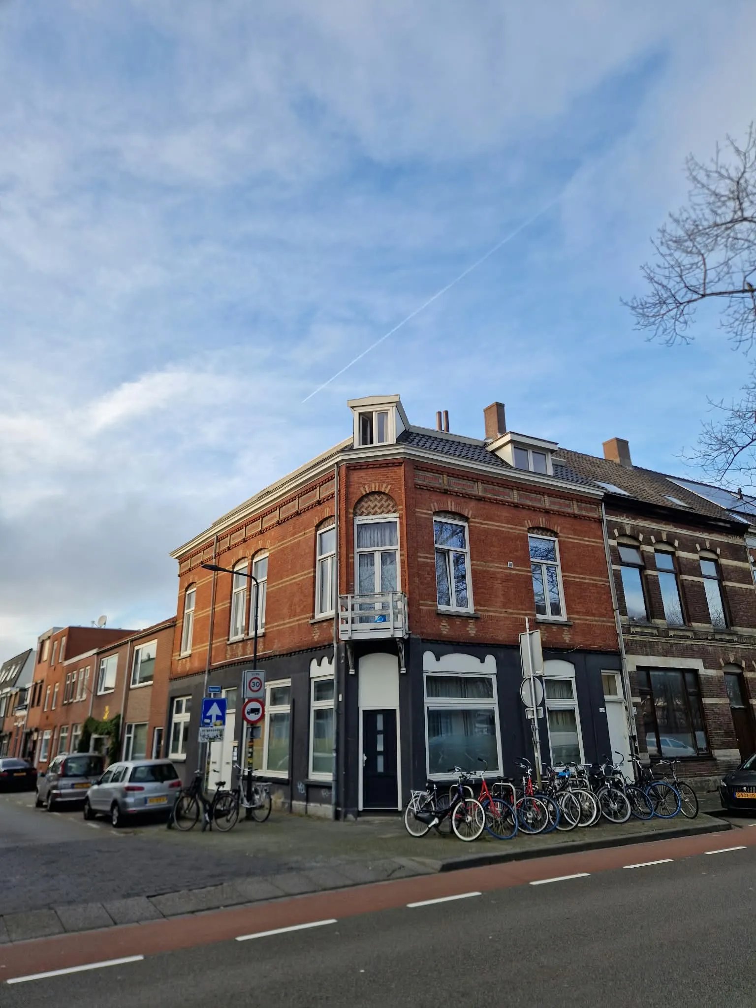 5f98065c-341e-49da-80ee-1880828d27f2 Woning aan de Tramsingel te Breda