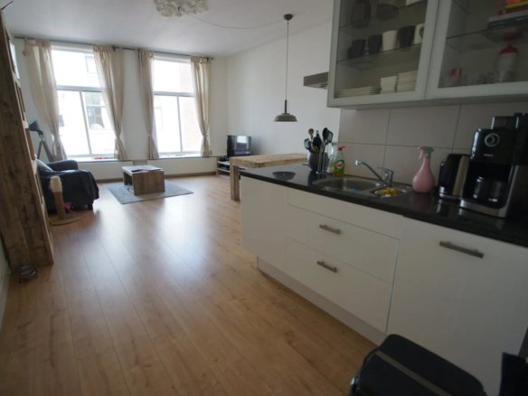 Woning aan de Schapensteeg te Leiden