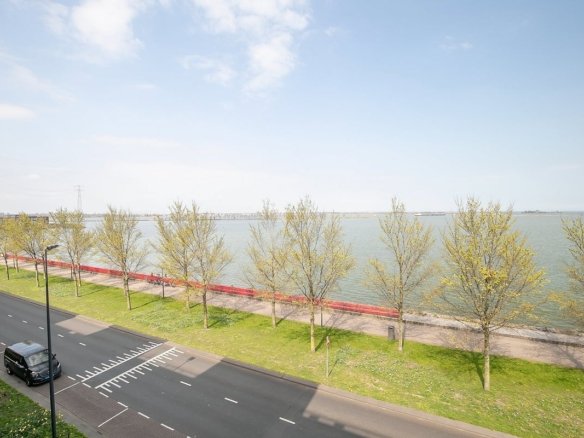 Bert Haanstrakade, 1087DN Amsterdam