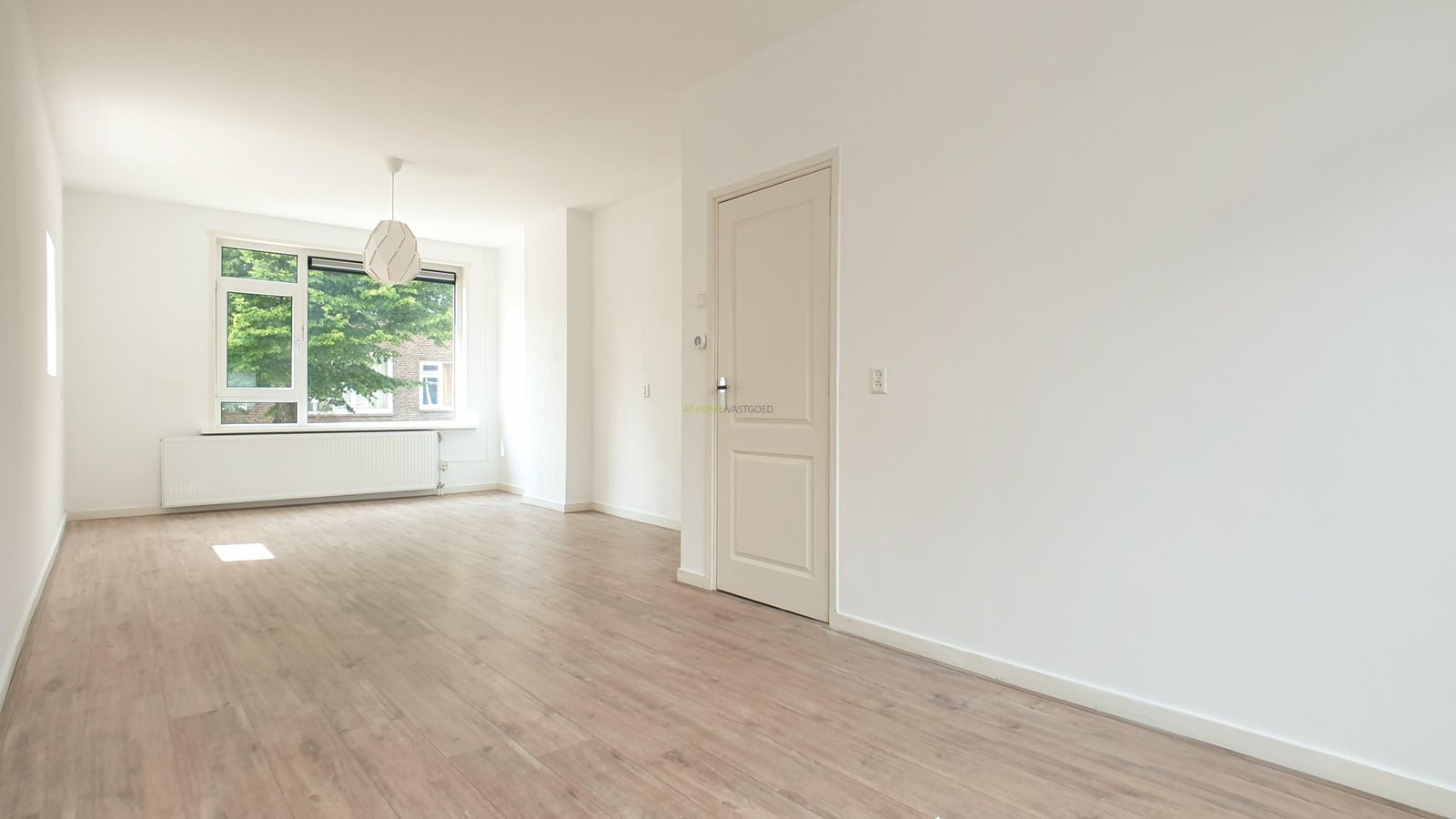 63baf0d4-cf80-4331-8e6b-e1162ffa4684 Woning aan de Voetjesstraat te Rotterdam