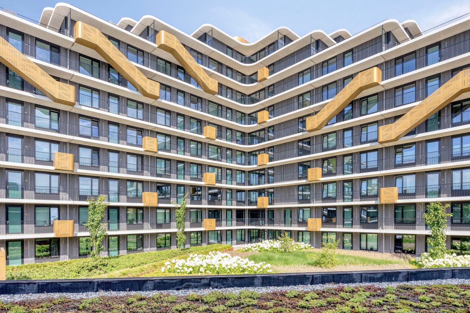 69ac6edb-3b58-4a79-a746-f1c862362428 Woning aan de Pampuskade te Rotterdam
