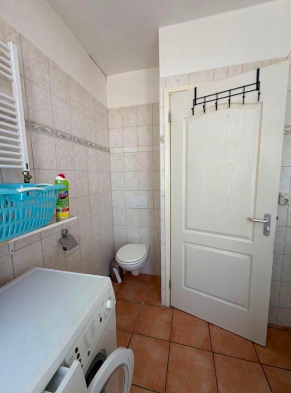 6b3d9f4c-7969-5471-ab42-8bf73e921c5f appartement