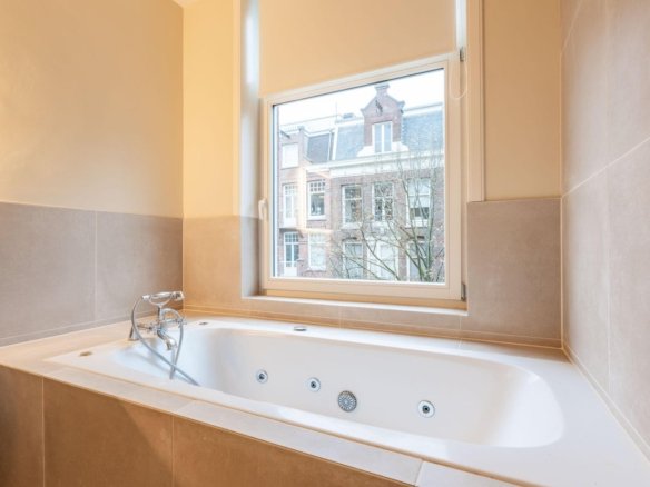 Tolstraat, 1073SE Amsterdam