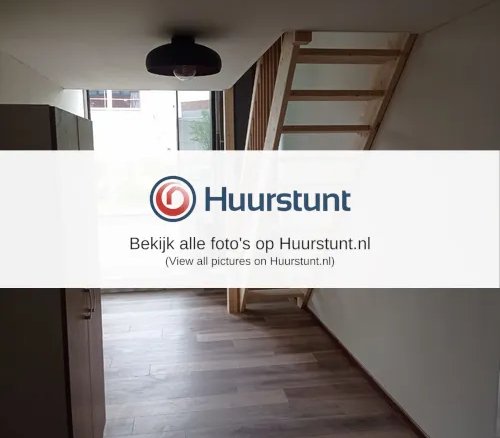 Woning aan de Duivendrechtsekade te Amsterdam