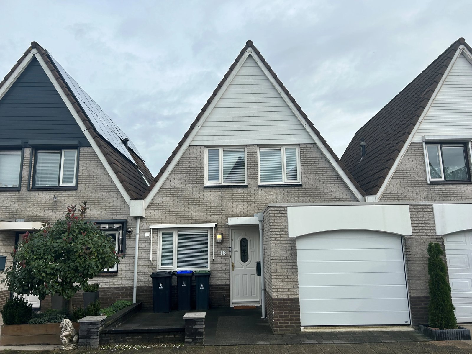 73e8d9c7-462e-4c6b-8f06-b2875c12d0e1 Woning aan de Chopinstraat te Hellevoetsluis