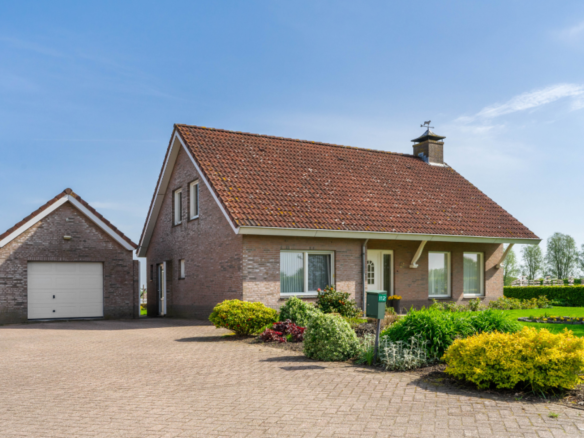 Woonhuis in Molenschot