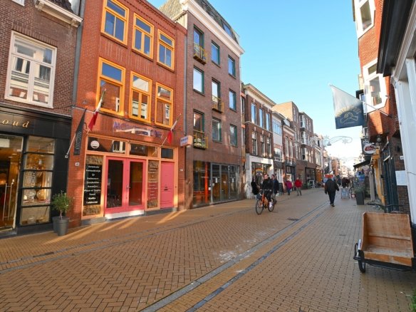 Woning aan de Folkingestraat te Groningen