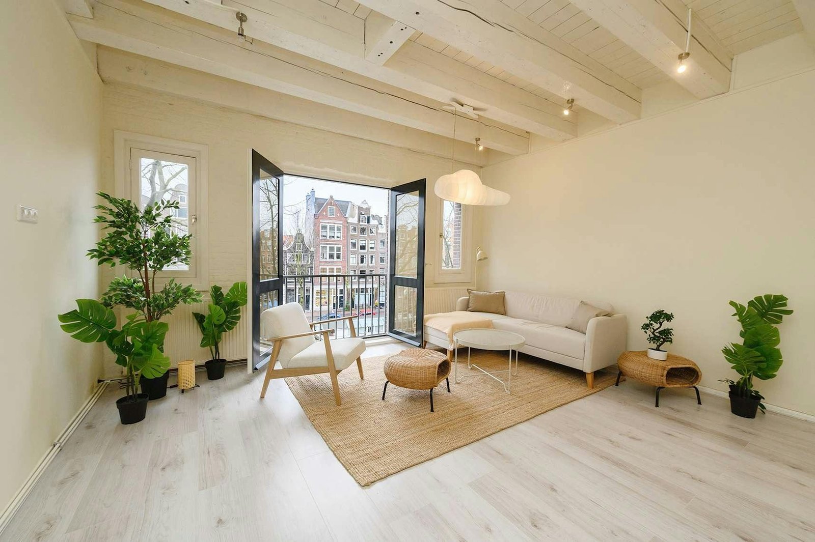 7e1e7ed4-fc59-4e49-8499-b28e4c36ab68 Appartement in Amsterdam