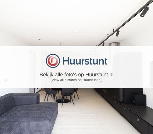 Woning aan de Warmoesstraat te Amsterdam
