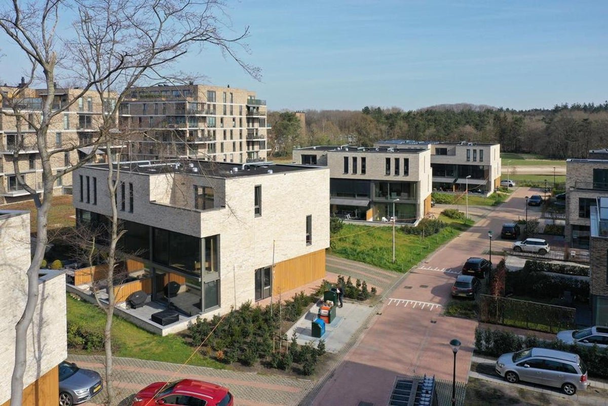 7f643485-16c3-5c81-8c2f-b31fc7e0f049 Struikheidelaan, 1213WZ Hilversum