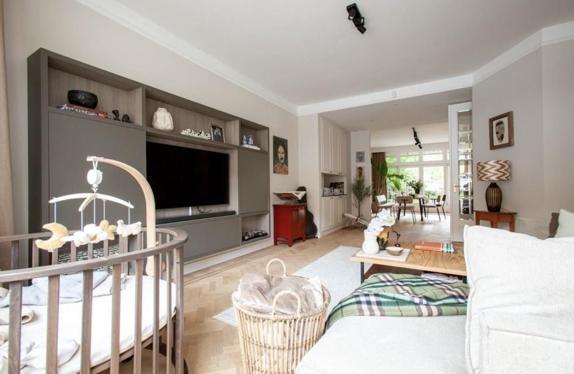 81e508d874cb5c5d8521c8424928fbee Gerrit van der Veenstraat, 1077DT Amsterdam