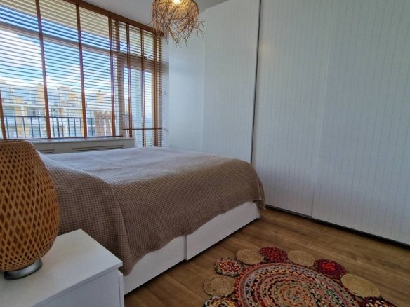 Louis Davidsstraat, 2551EG Den Haag