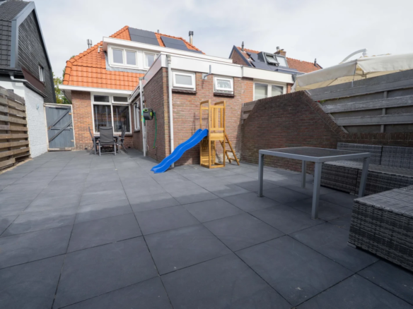 Woning aan de Cornelis Matersweg te Beverwijk
