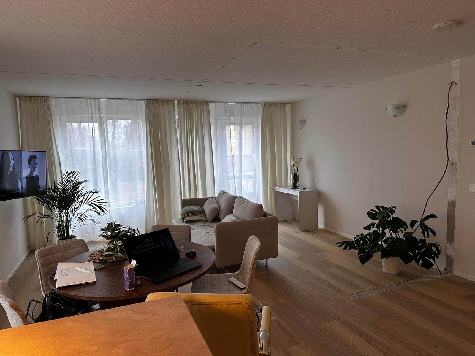 85785939_woonkamer Appartement in Rotterdam