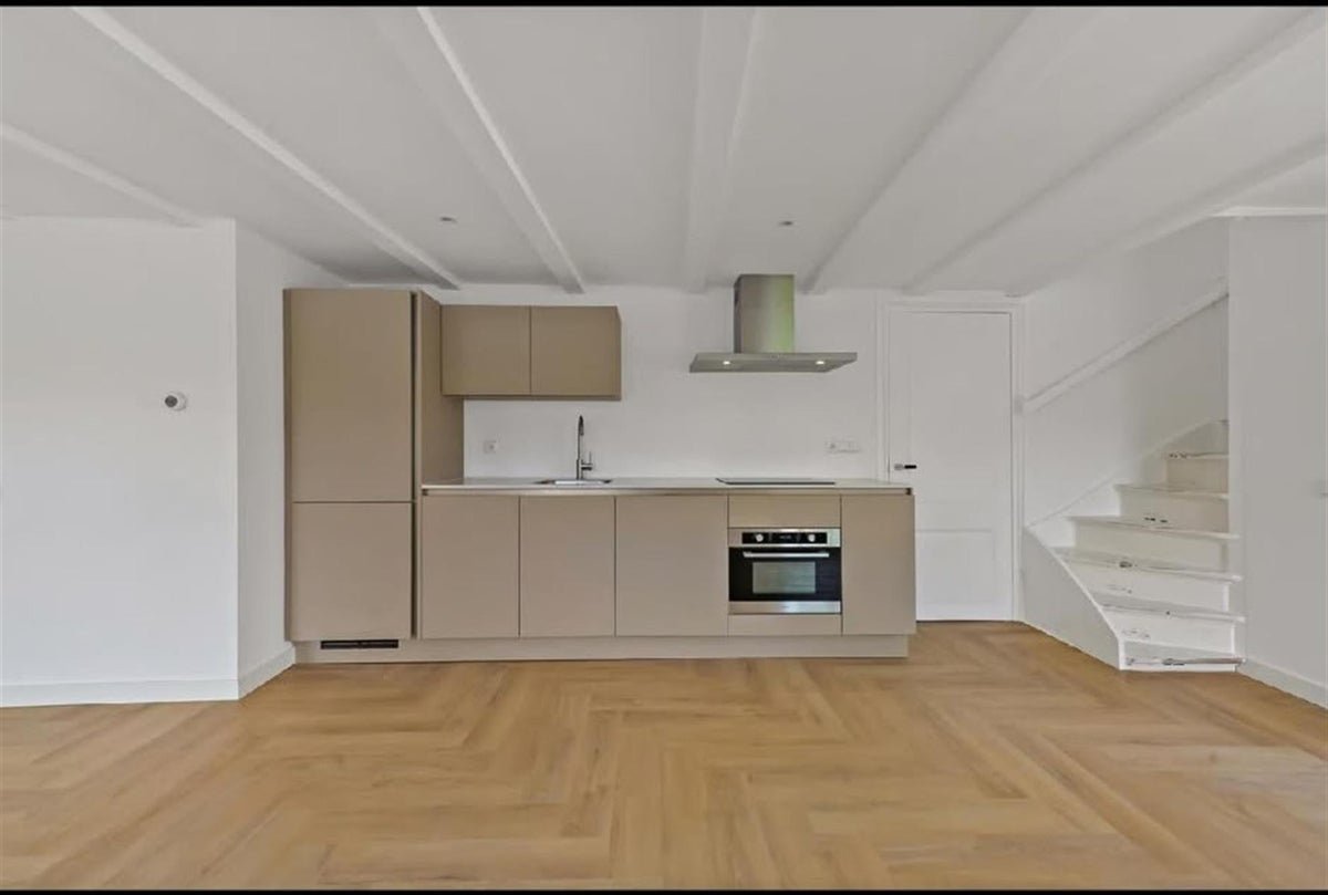 889473858384b436cd1de4b8949edc19 appartement