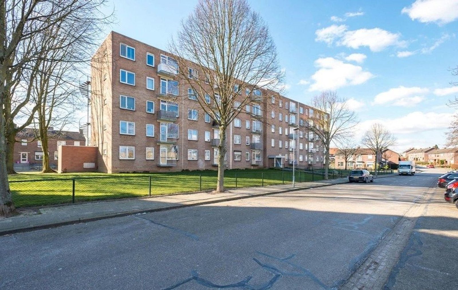 89888c2c-c8e4-4398-bdd2-a2f0dd5fe2fb Woning aan de Parklaan te Nuth