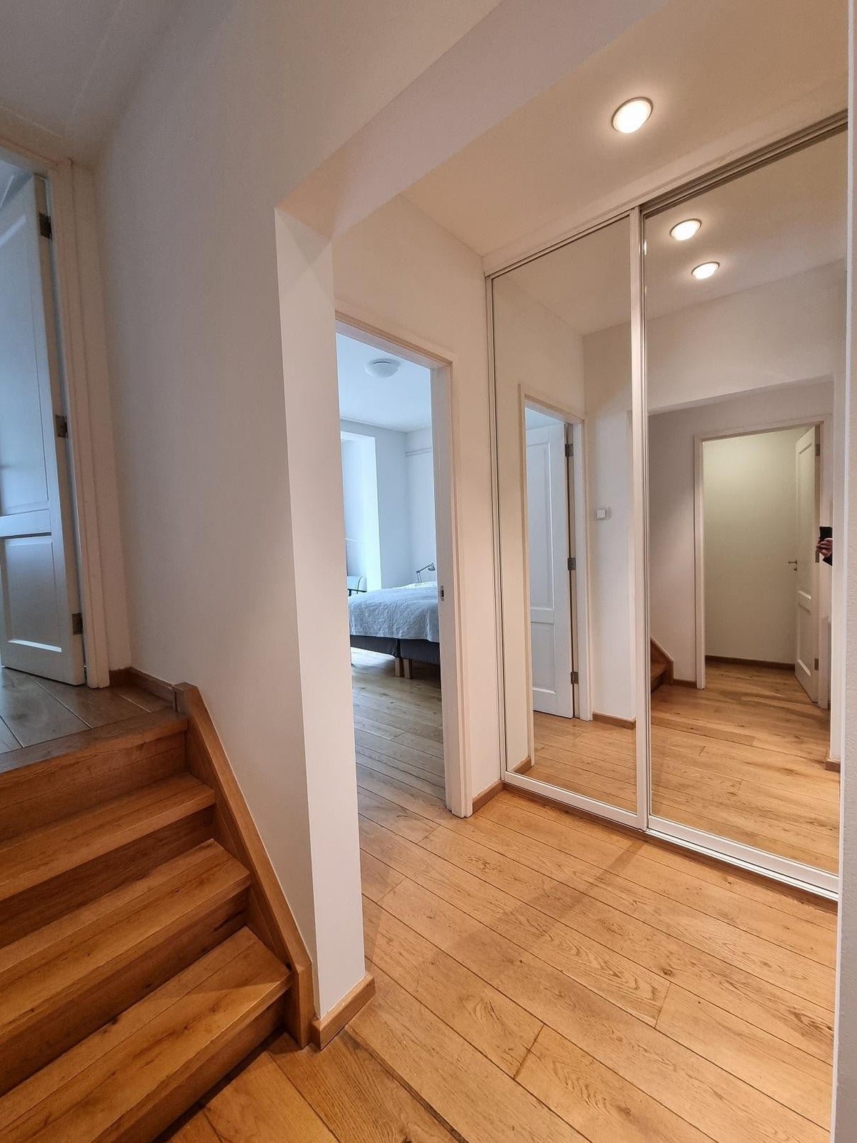 9294b782-5c79-57bd-b57f-6200551674b8 Van Baerlestraat, 1071BA Amsterdam