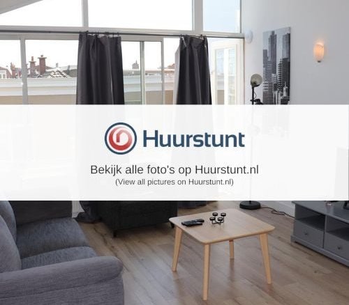 Woning aan de Gevers Deynootweg te Den Haag