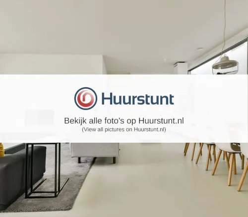 Woning aan de Valkenburgerstraat te Amsterdam