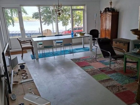 Woning aan de Venetiëhof te Amsterdam
