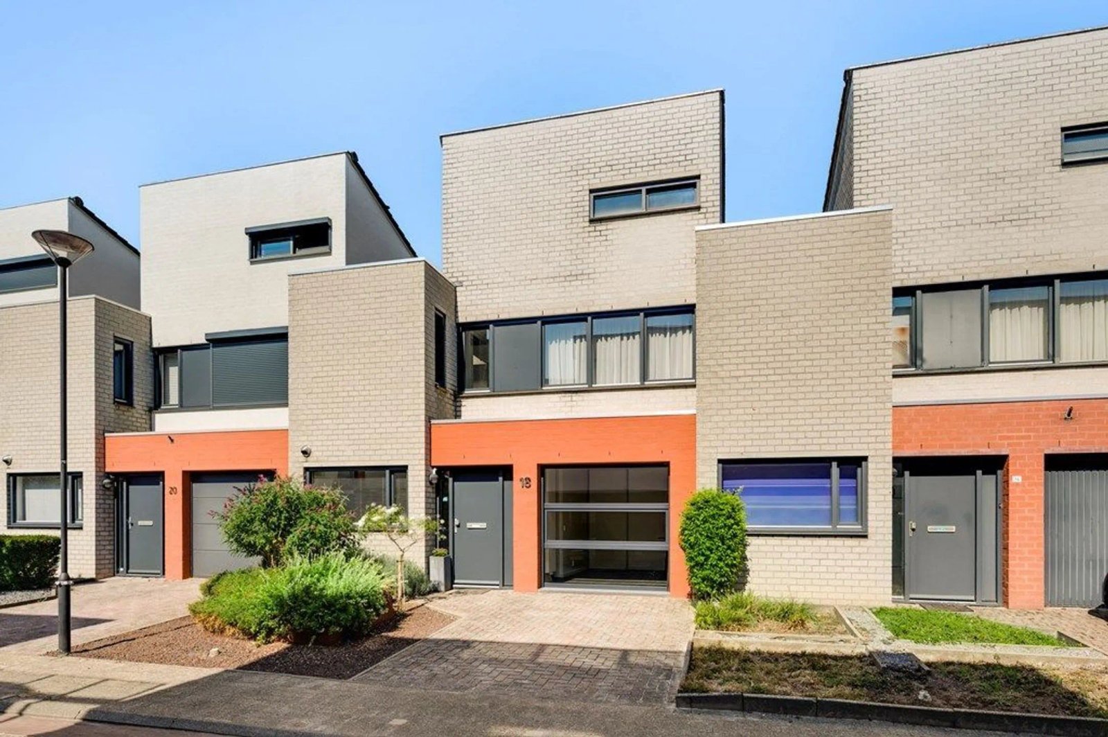 a4ee85e1-3fcb-4540-9f2e-bacf319cbd1d Woning aan de Vauwerhof te Meerssen