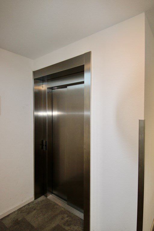 512