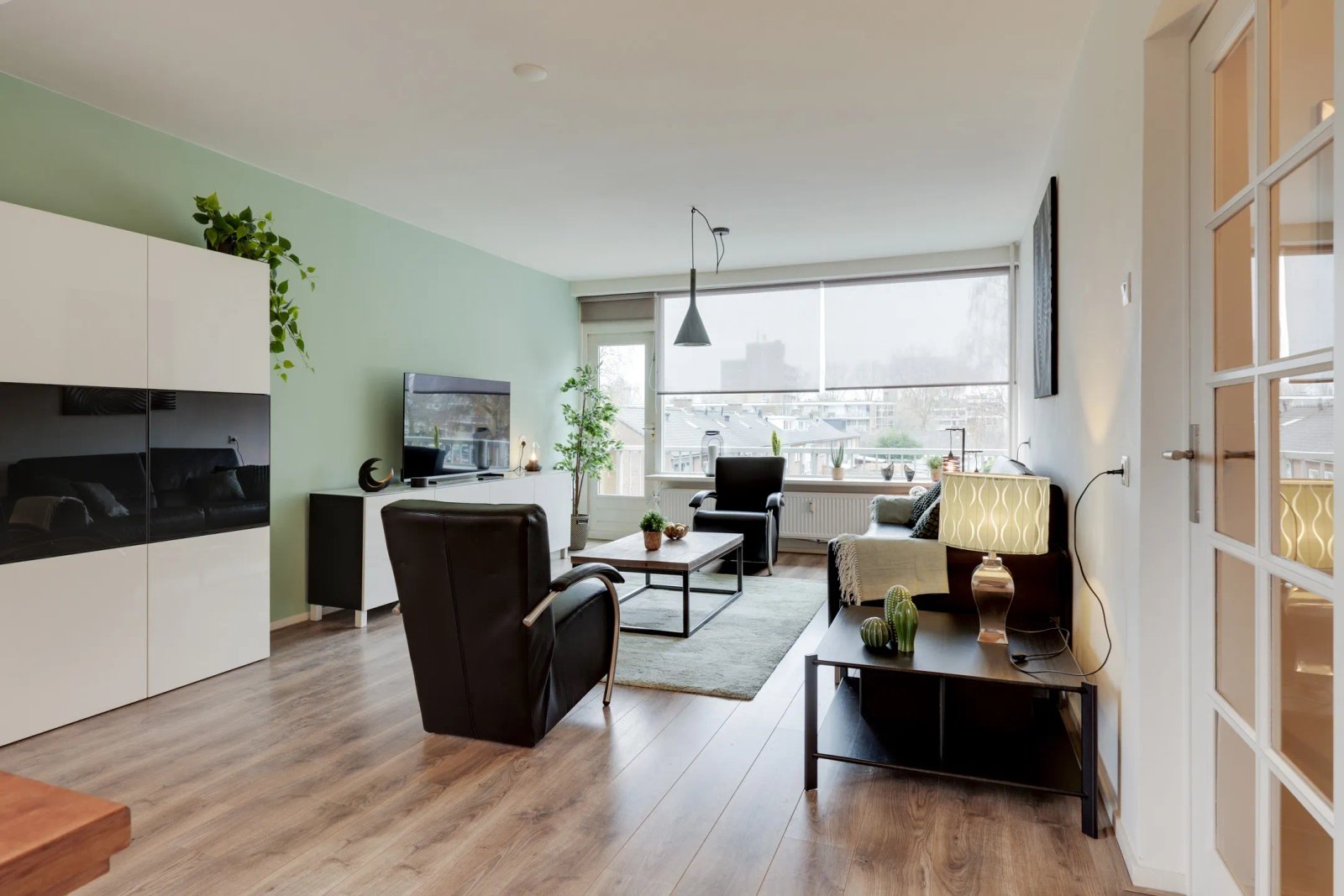 b9d21bd0-b3c1-4565-a369-c8a175e9ad54 Woning aan de Hakfortlaan te Arnhem