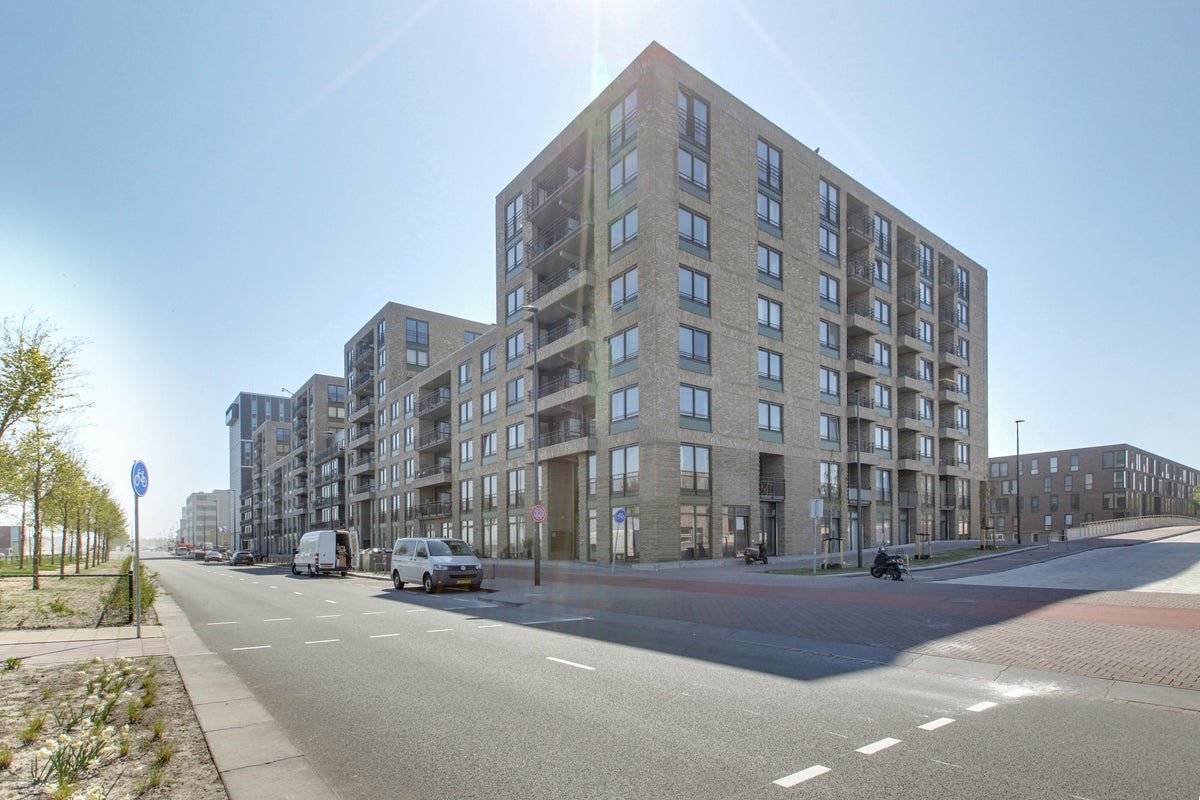 babf02de-6f3c-5dac-92b9-8e654f90bcf7 appartement