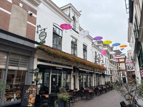 Woning aan de Kleine Overstraat te Deventer