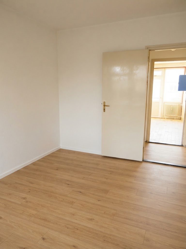 c2248ee8-7332-503e-870f-ee4df63ea530 appartement