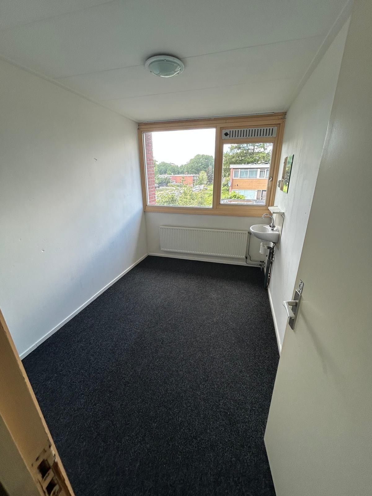 c39eb90630f670666d26c8fe73653050 kamer