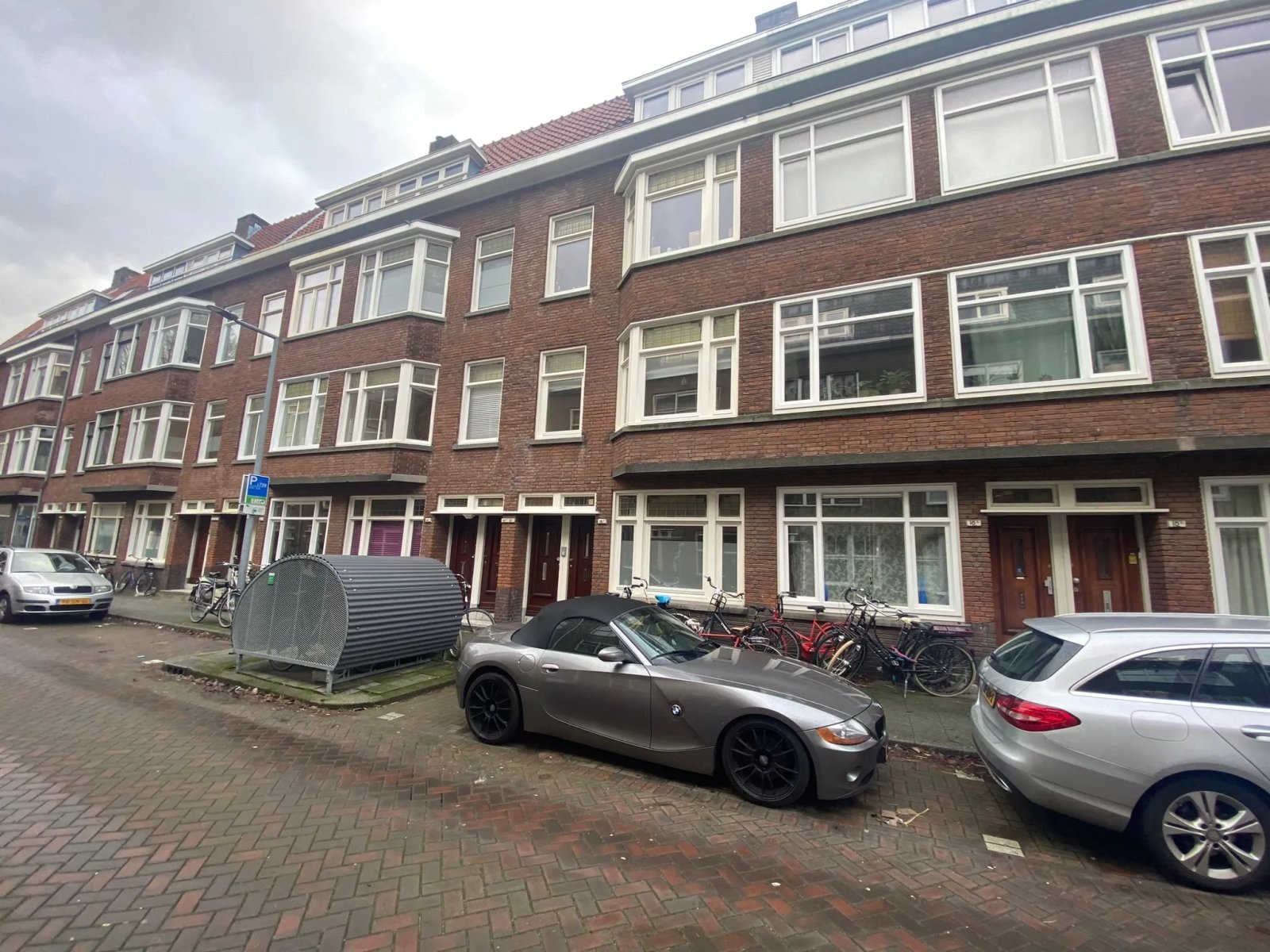 c7952f27-bc25-4960-bc78-9fee96f9777f Woning aan de Luzacstraat te Rotterdam