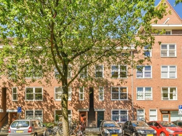 Pieter van der Doesstraat, 1056VC Amsterdam