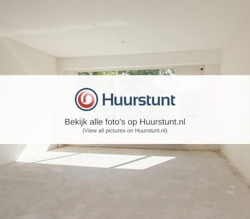 Woning aan de Arthur van Schendelplein te Delft