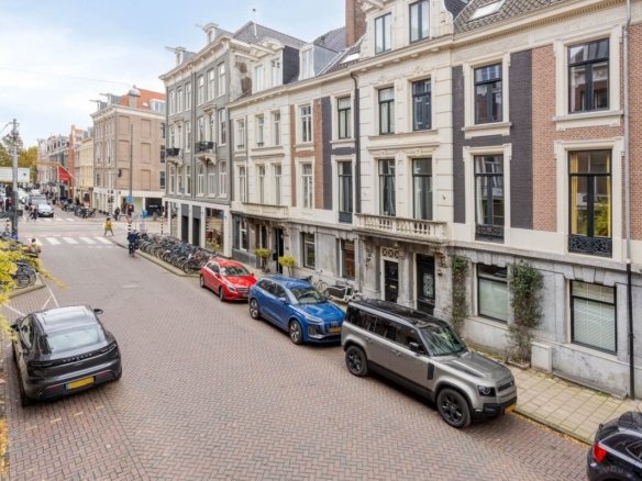 Pieter Cornelisz. Hooftstraat, 1071BT Amsterdam