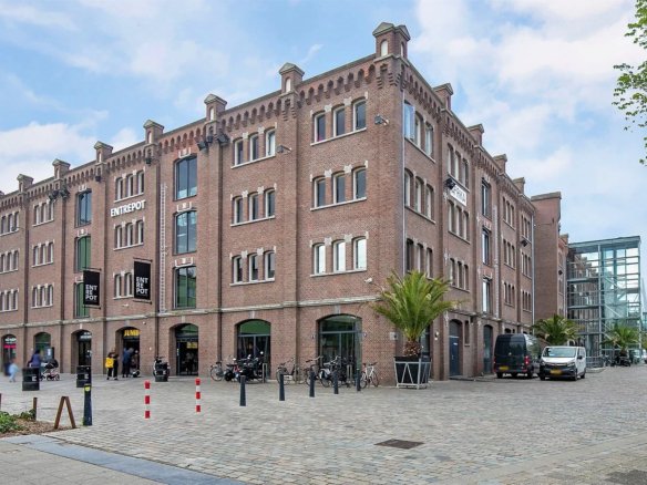 Woning aan de Handelsplein te Rotterdam