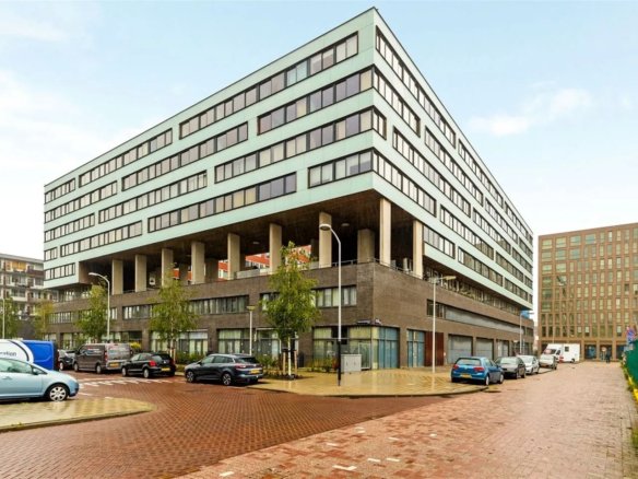 Woning aan de Van Suchtelen van de Haarestraat te Amsterdam