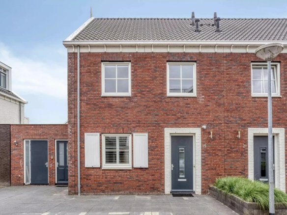 Woning aan de Apollolaan te Oostzaan
