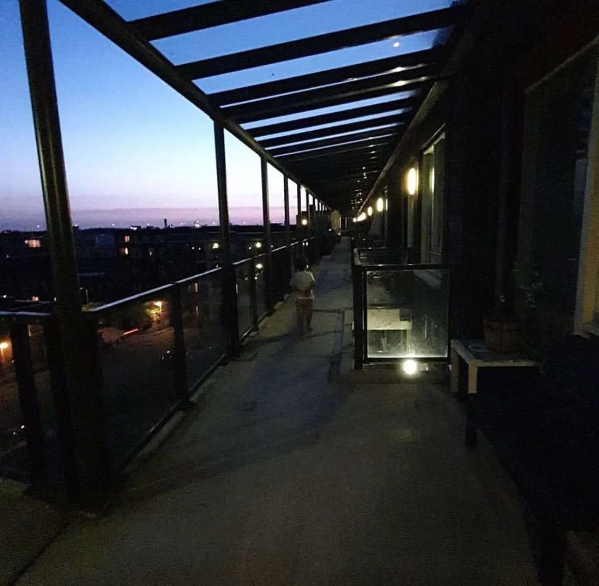 Woning aan de William Barlowlaan te Amsterdam