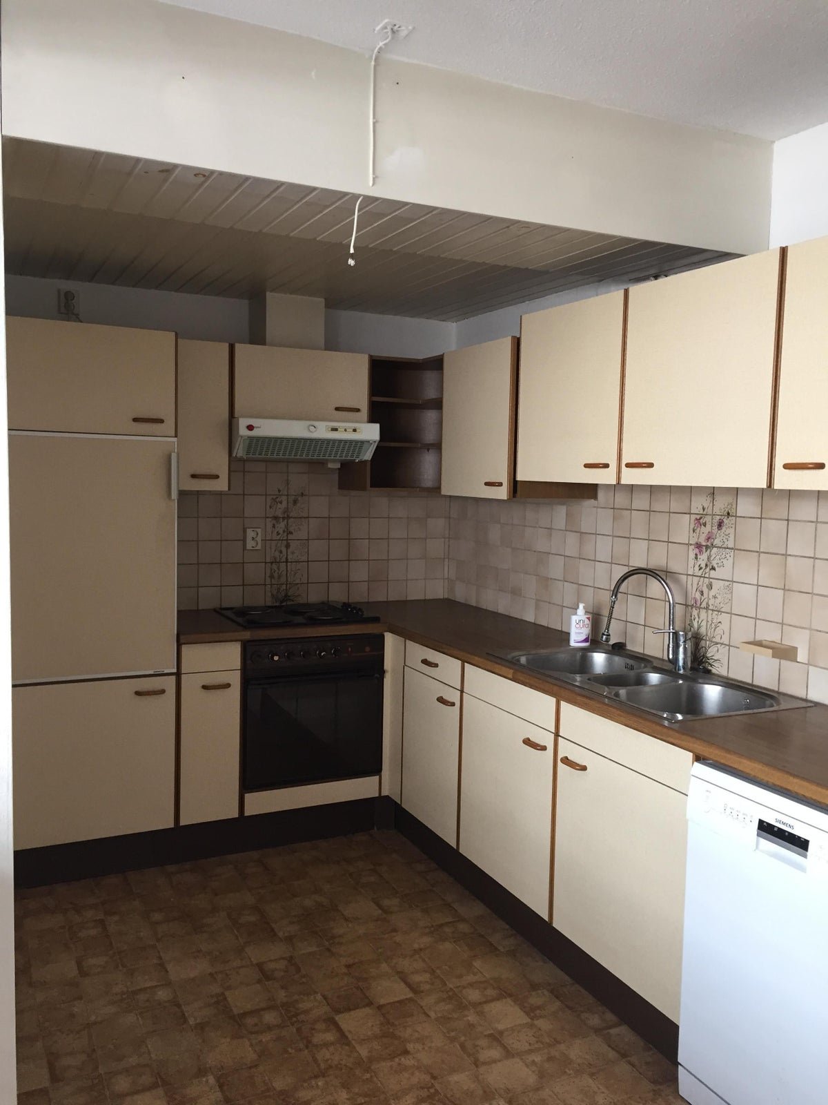 e60c8670-3e42-55d7-b3ec-f182cefad704 Geleenstraat, 6411HT Heerlen