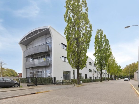 Woning aan de Le Sage ten Broeklaan te Eindhoven