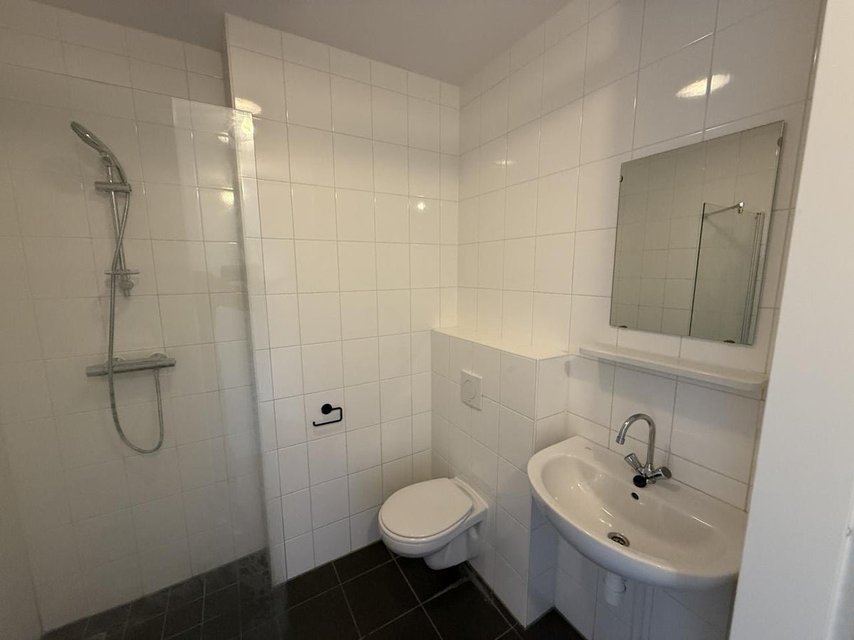 e8a59b9a-4de7-5897-a76e-7139193eb681 appartement