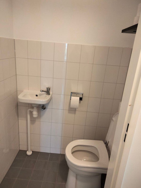 e924362076af67e1aa75ff6e7fb3e25d Molukkenstraat, 9715NZ Groningen