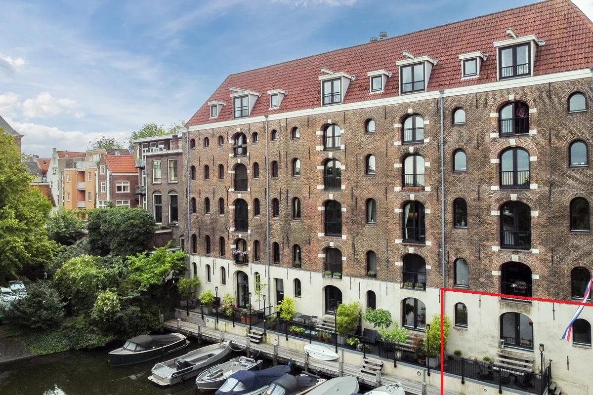 ecdca330 Appartement in Amsterdam