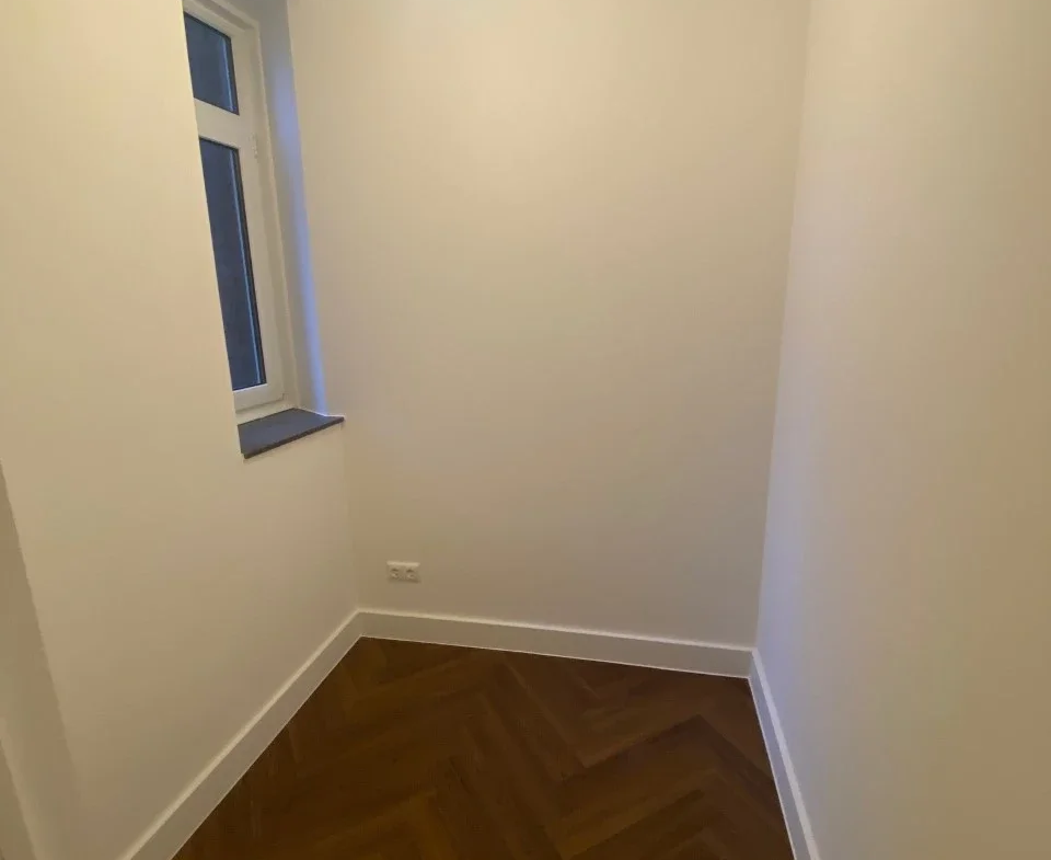 960