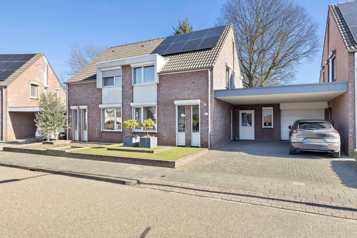 f44fb68e79de47b35009b0954570b789 huis